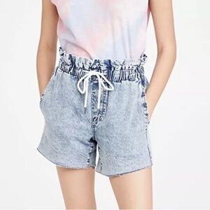 NWT BLANKNYC Love On Top Paperbag Elastic Waist Denim Shorts Size 27